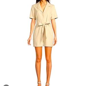 NWT Alex Marie Della Point Collar Short Sleeve Self Tie Belt Romper